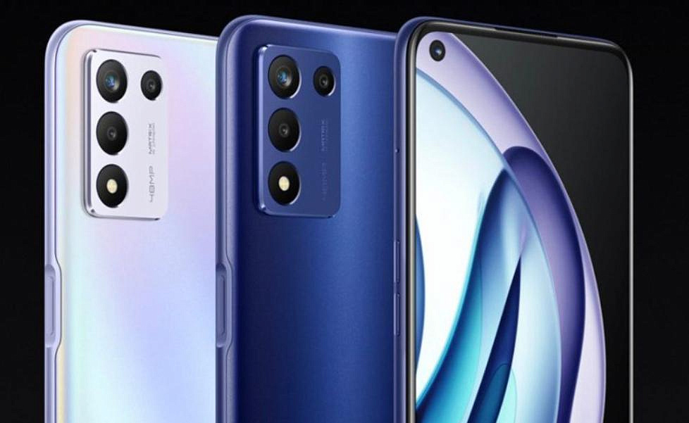 Показан смартфон Realme Q3s Показан смартфон Realme Q3s