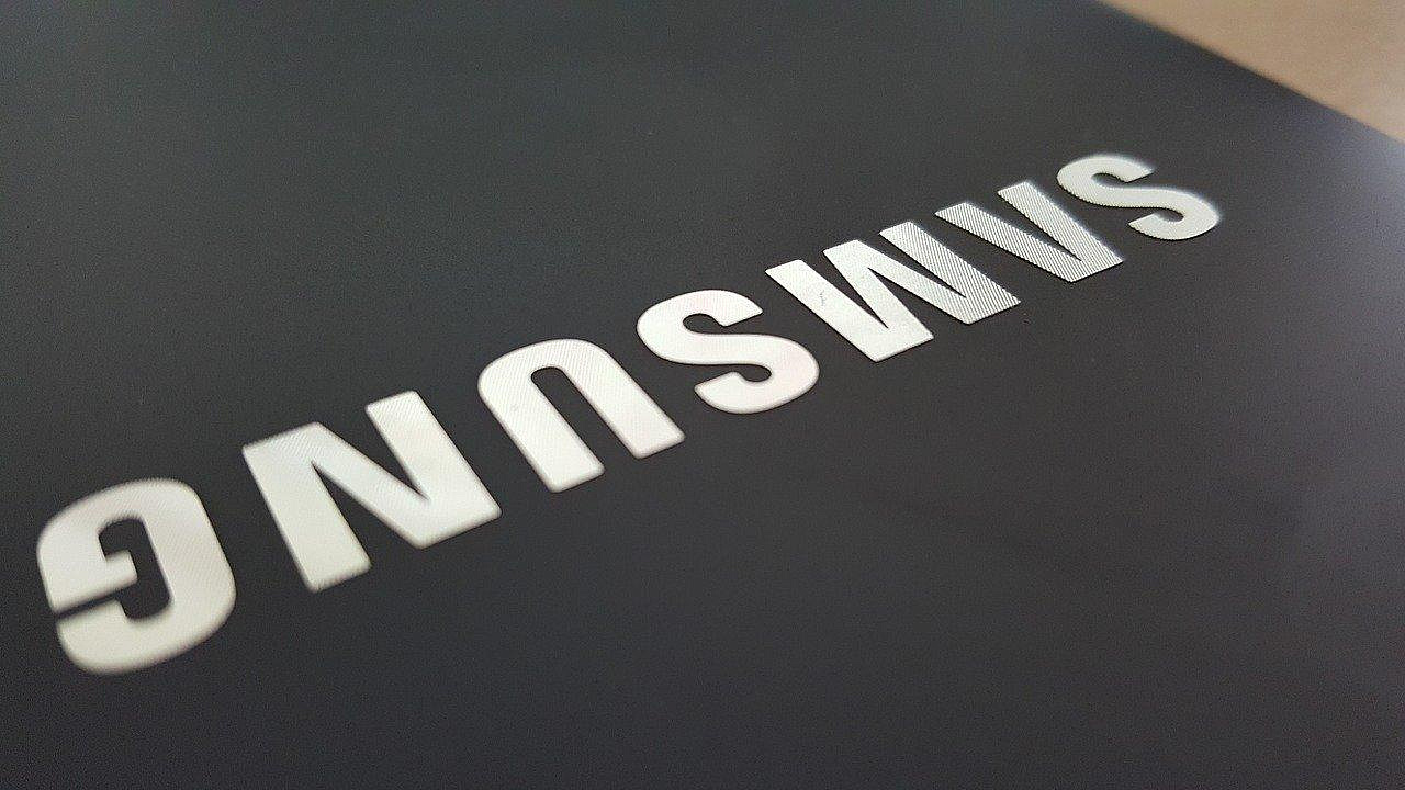 Новый флагман готовит выпустить Samsung Новый флагман готовит выпустить Samsung